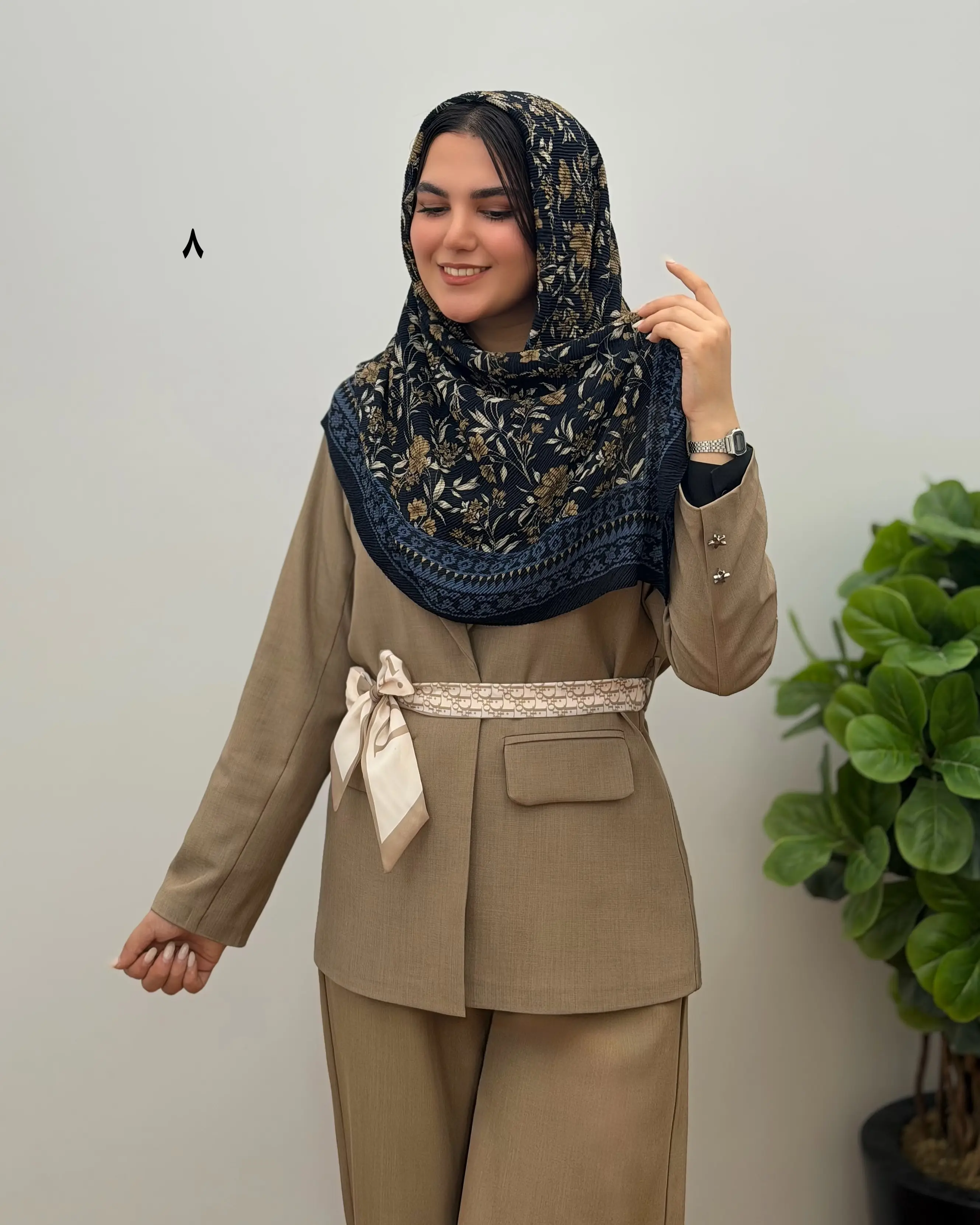 روسری پلیسه نخی مدل شانا